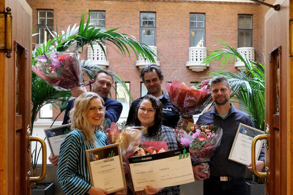 Logistiikka-alan Jako-akatemialle Työtehoteko-kunniamaininta